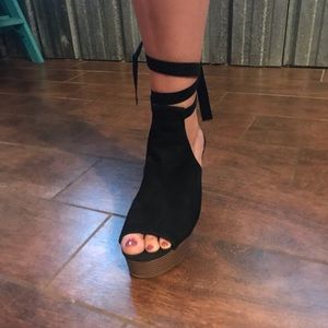 Super cute open toe wedge